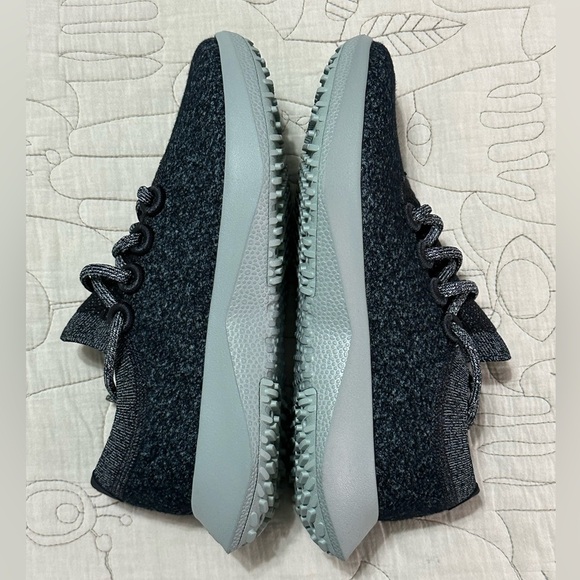 NIB Allbirds Wool Dasher 2 Mizzle NIB Natural Black with Bark Grey Soles - Picture 3 of 10